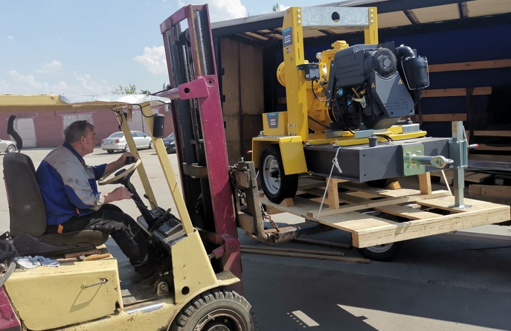 Отгрузка мотопомпы Atlas Copco PAS 150MF 250 на карьер Отгрузка мотопомпы Atlas Copco PAS 150MF 250 на карьер