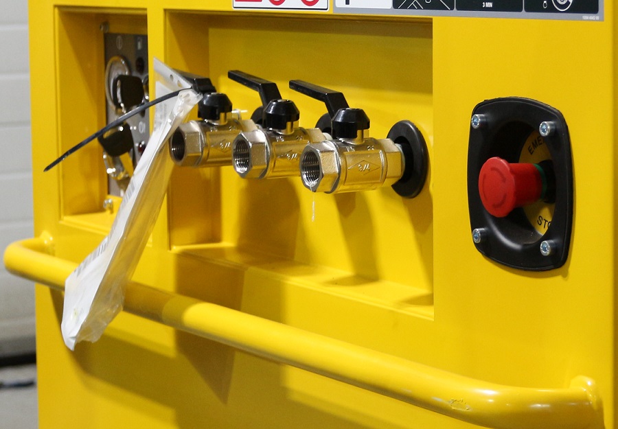 Панель управления компрессором Atlas Copco U 175 td-tex.ru.jpg Панель управления компрессором Atlas Copco U 175 td-tex.ru.jpg